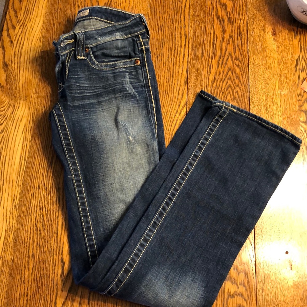 Ladies big star ultra low rise. Great condition!
